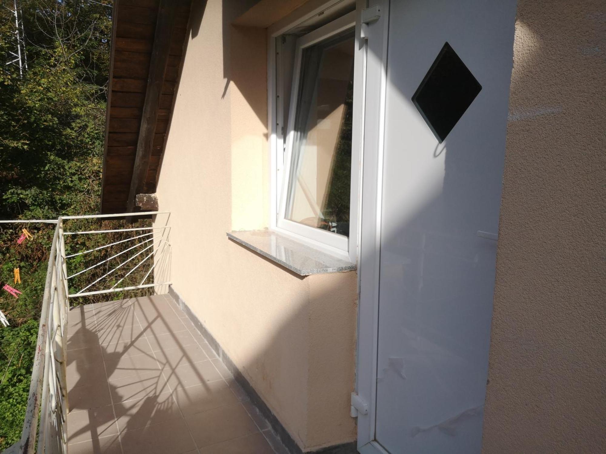Small House In Целие Екстериор снимка